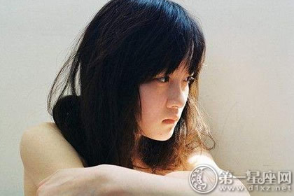 少年喪父的女命是不是命不好