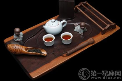 木命人適合使用什麽材質的茶具