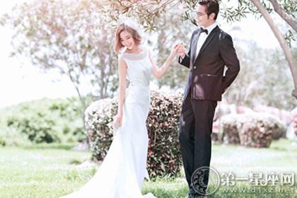 八字甲木女和己土男的婚姻有什麽困難